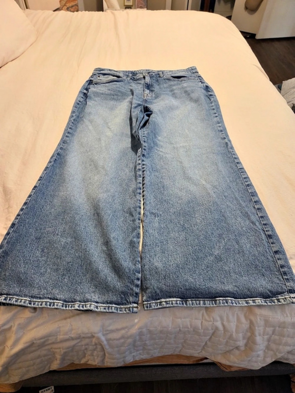 TORRID High-Rise Baggy Wide Leg Classic Denim Wide Leg Denim in Blue Size 12S